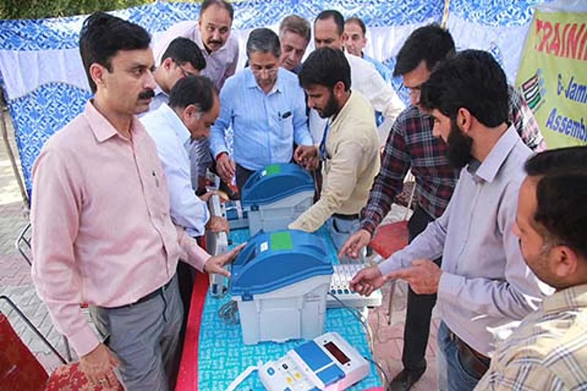 EVM, VVPAT awareness prog held at Jammu