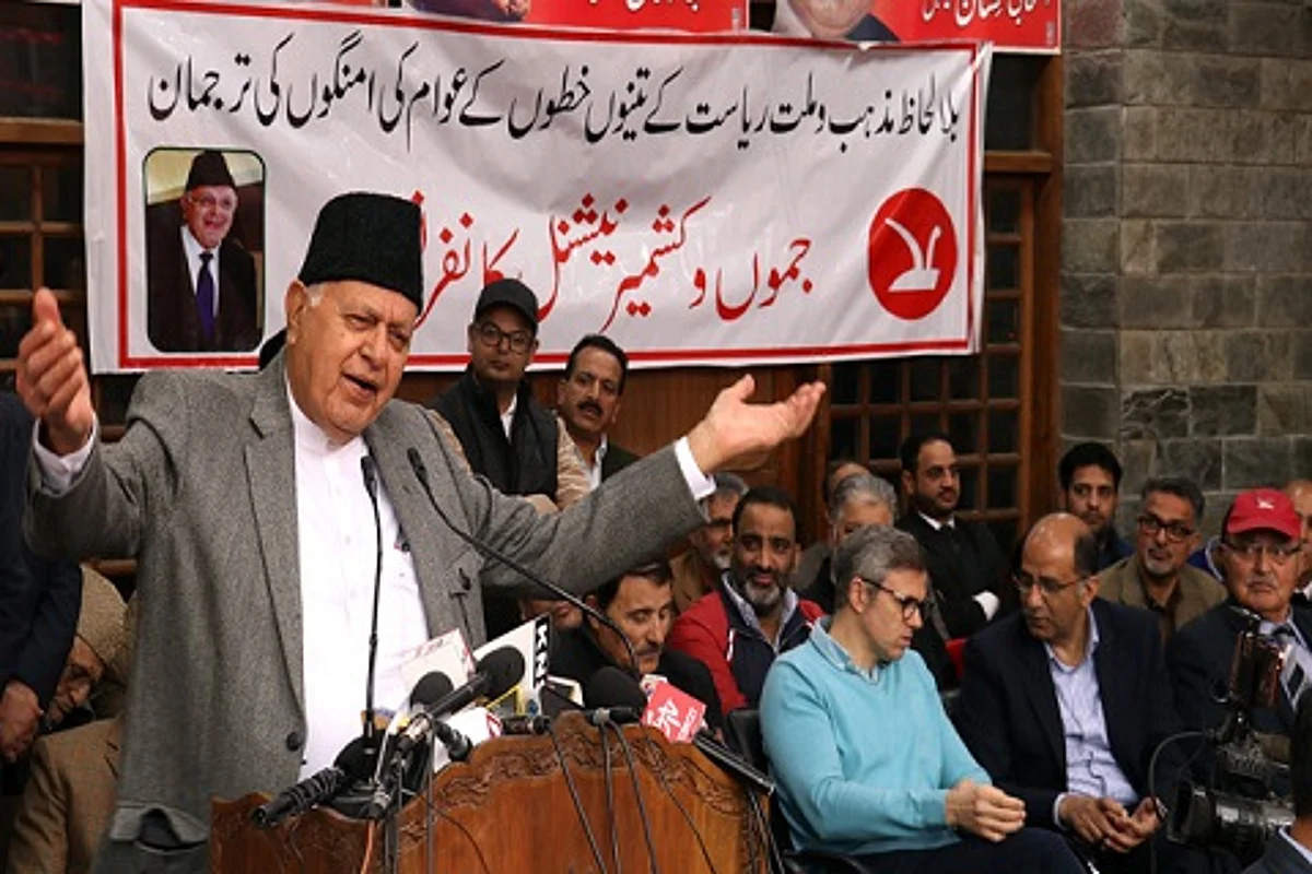 PM Modi trying to portray himself as Hanuman ji, says Farooq Abdullah