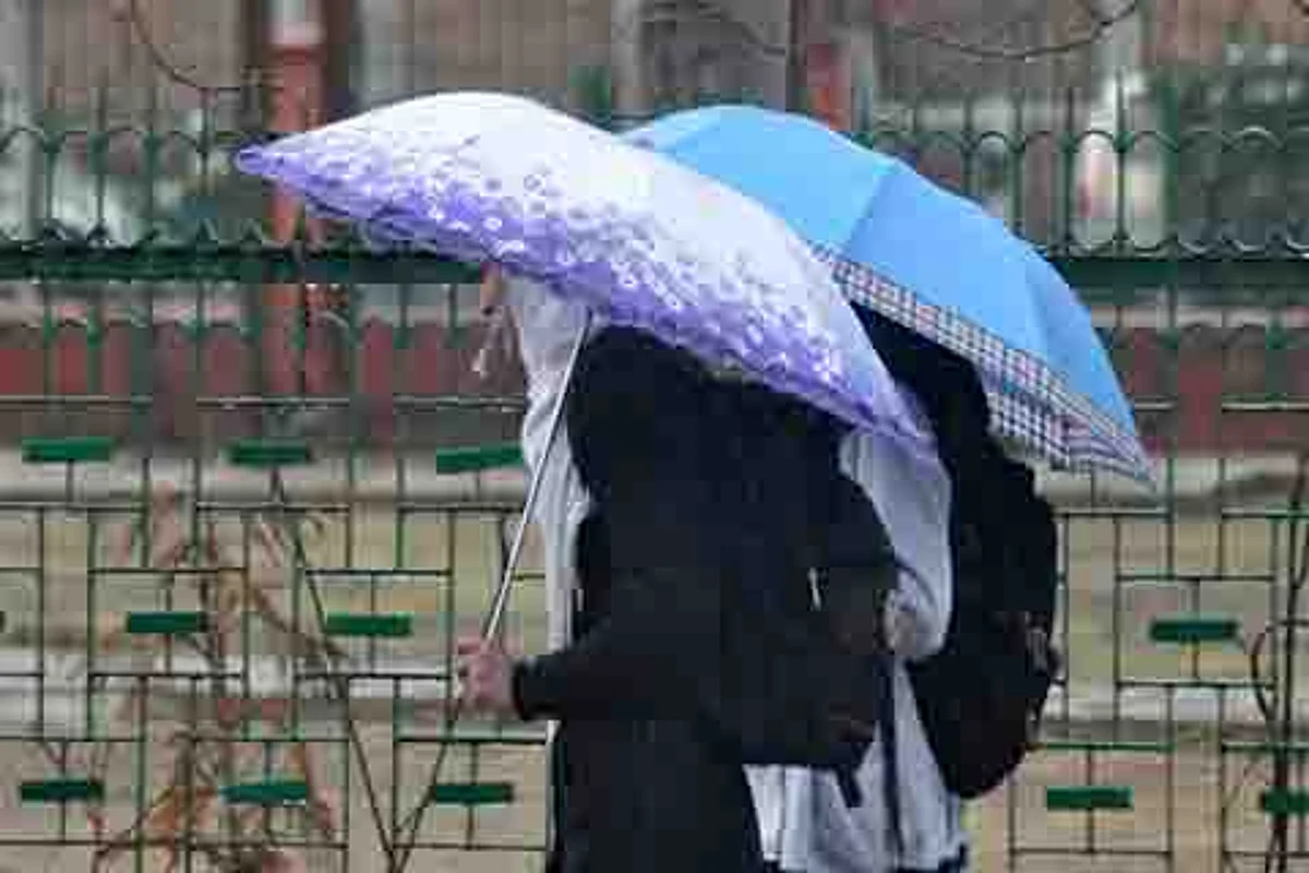 MeT forecasts light rainfall in Kashmir today