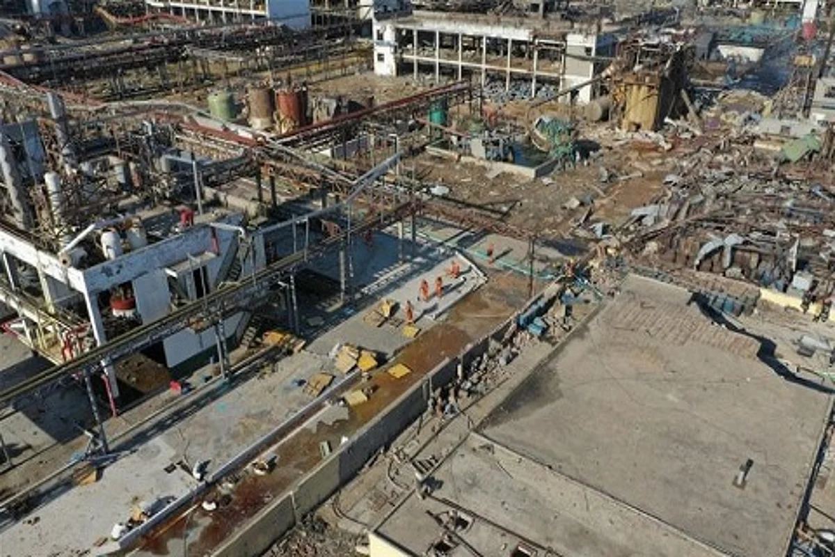 44 dead after blast rocks industrial park in China