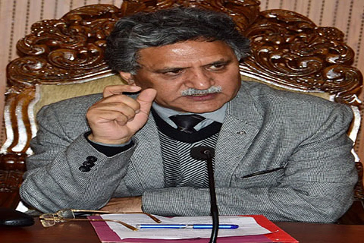 Advisor Ganai pitches for punctuality in schools, colleges