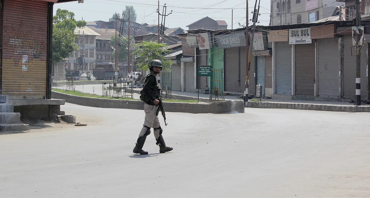 Kashmir shuts against NIA raids, arrest spree