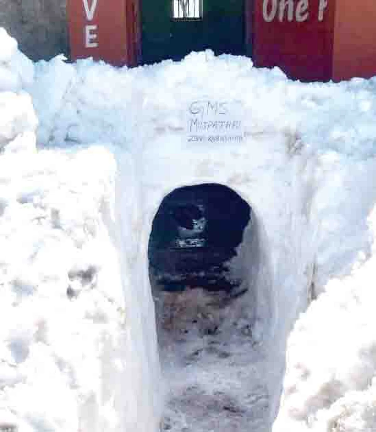 A week since end of winter break, dozens of schools still snowbound