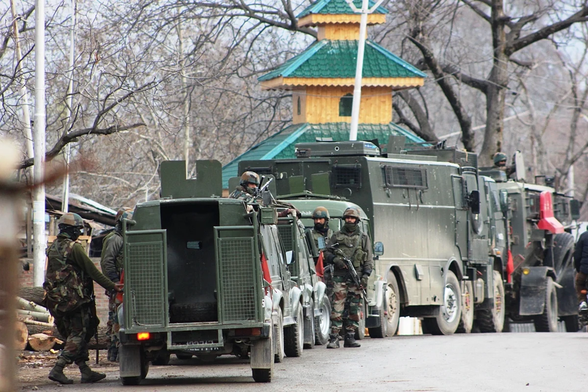 Forces allegedly thrash youth during searches in south Kashmir’s Shopian