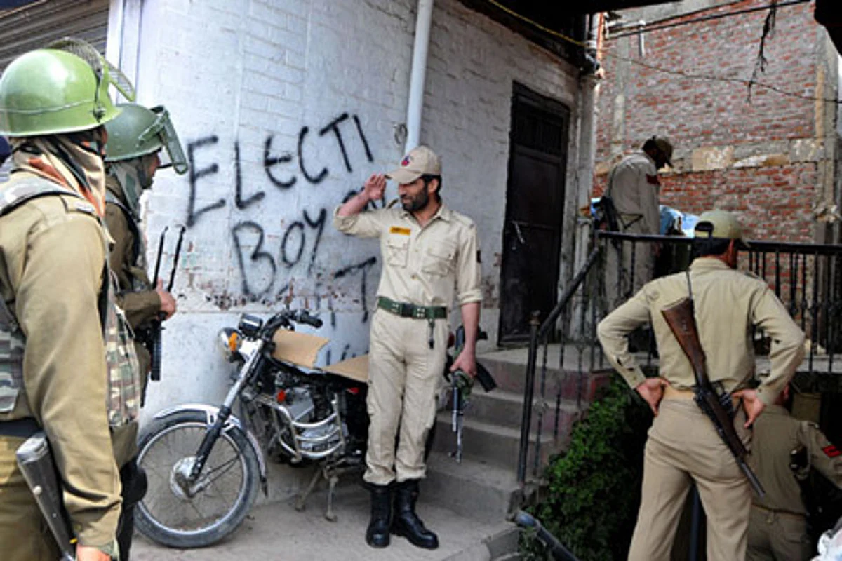 Search operation launched in Batmaloo area of Srinagar
