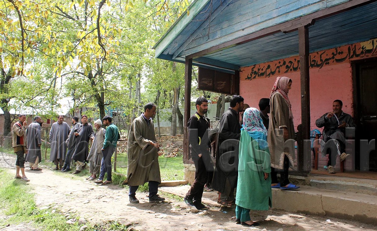43.3 per cent polling in Udhampur, Srinagar LS seats till 5 pm