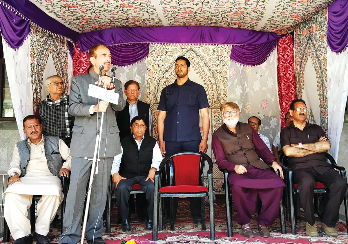 Modi playing politics on KPs, AFSPA: Azad