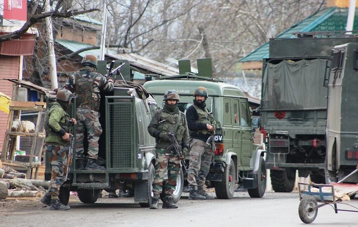 Search operation underway in Chitragam village of south Kashmir’s Shopian