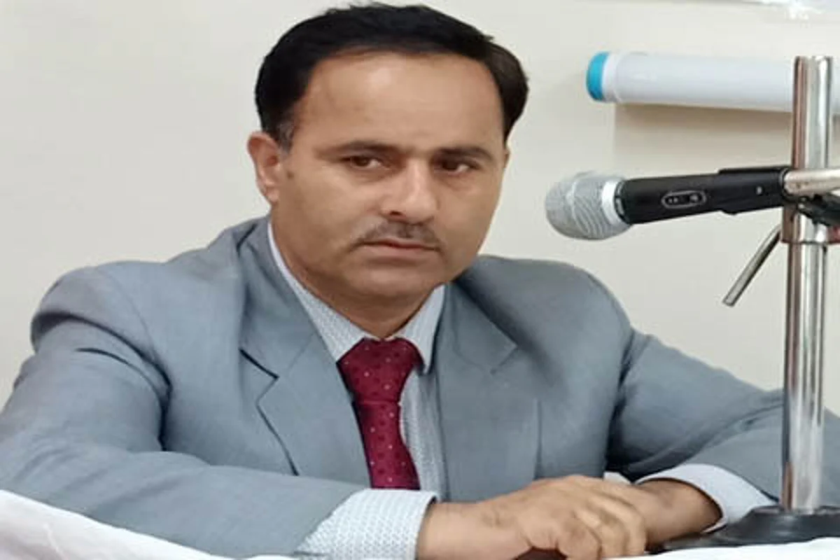 DC Baramulla urges people to follow SOPs
