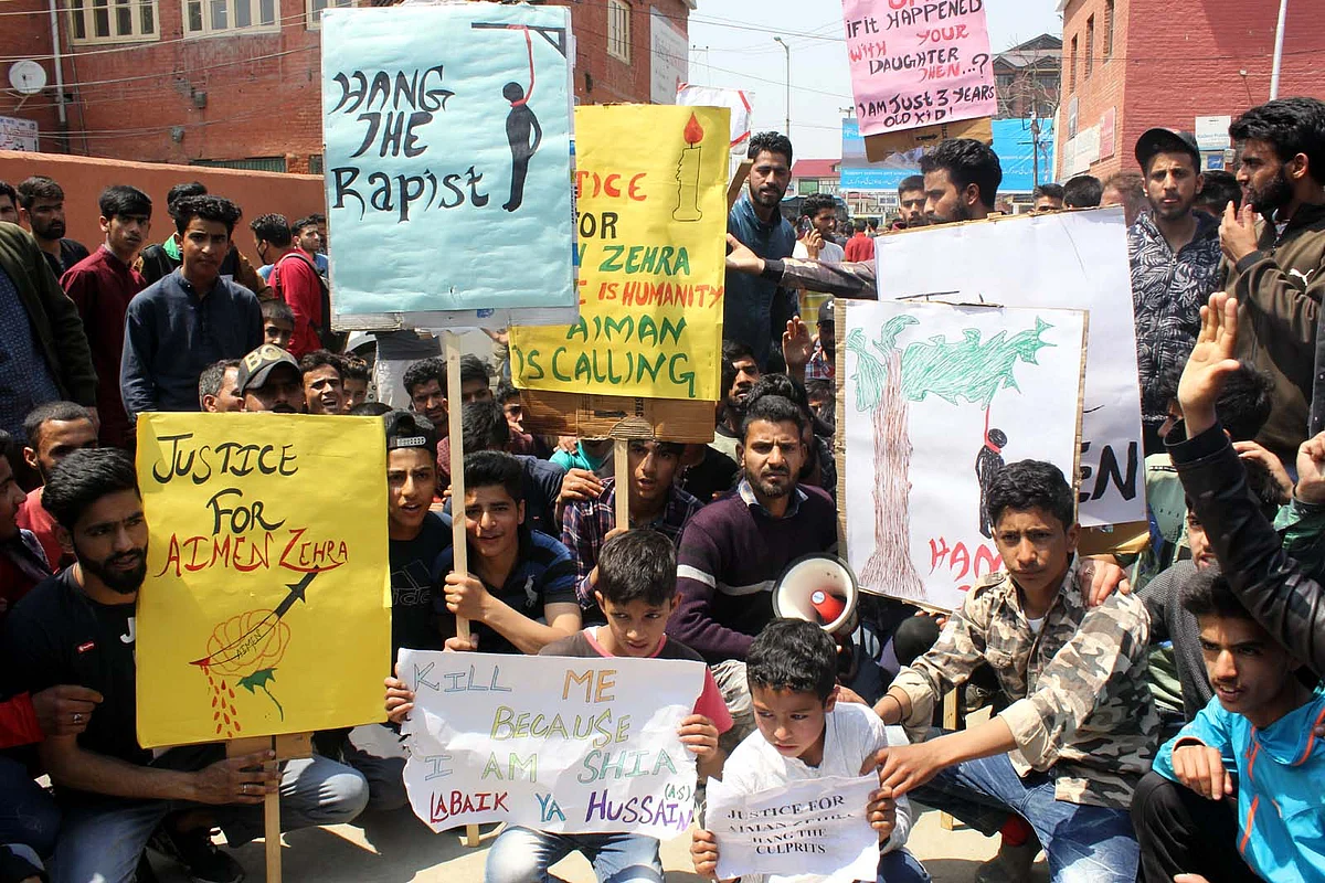 Protests spill over to Srinagar, Budgam parts