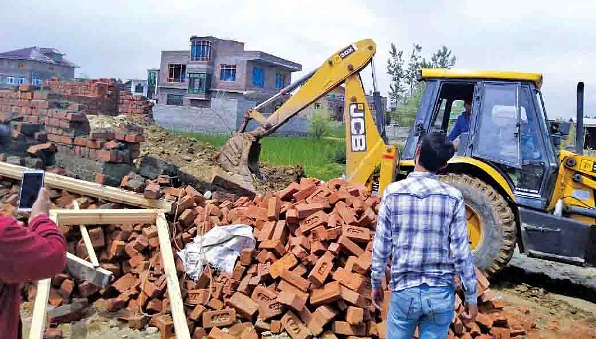 80 kanals state land retrieved in Budgam from encroachers