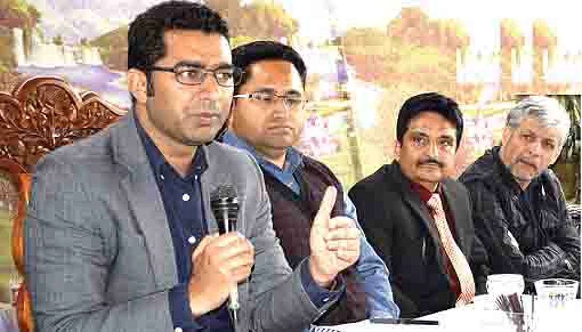 ‘Govt committed to restore grandeur of Jhelum’