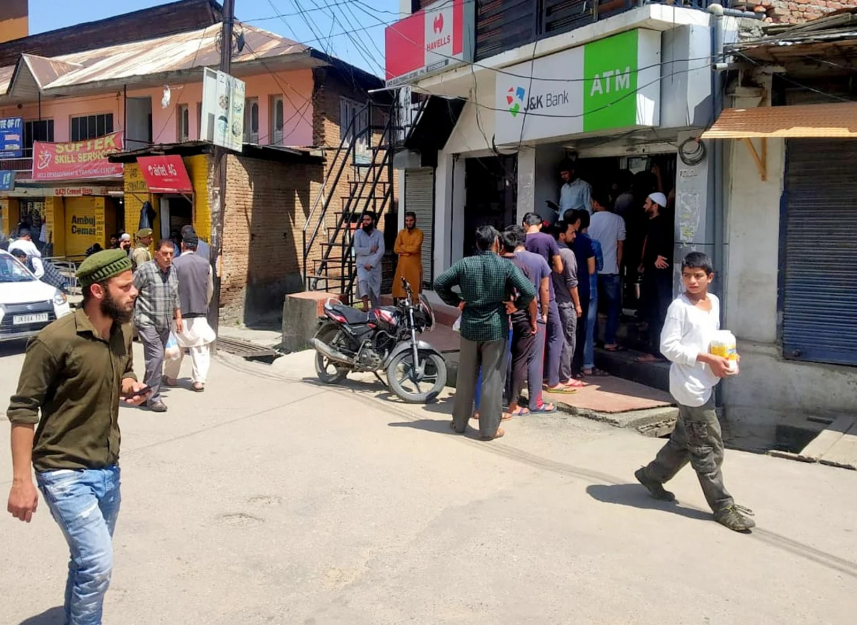 Bhadarwah killing: Curfew relaxed for four hours, Internet shutdown continues