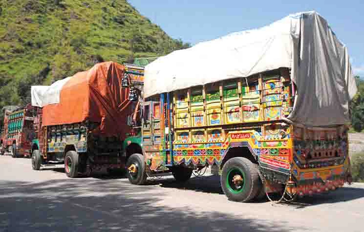 ‘Transactions pending, accounts unsettled’|Affected traders seek resumption of trans-LoC trade