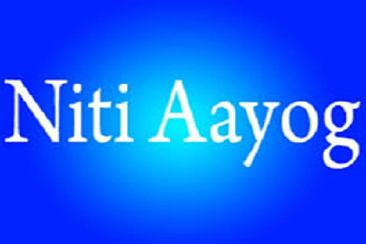 CEO NITI Aayog chairs meeting of tourism officers