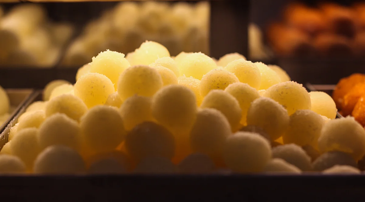 Sweets Shops in Kashmir awarded Hygiene Rating Certificate by FSSAI