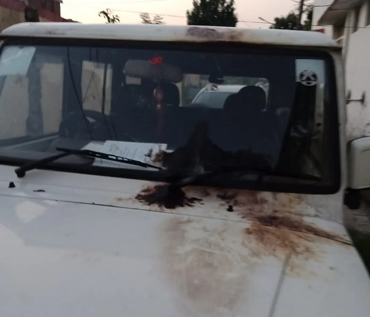 SPO disengaged after unknown persons attempt to torch vehicles of panchayat members in Poonch