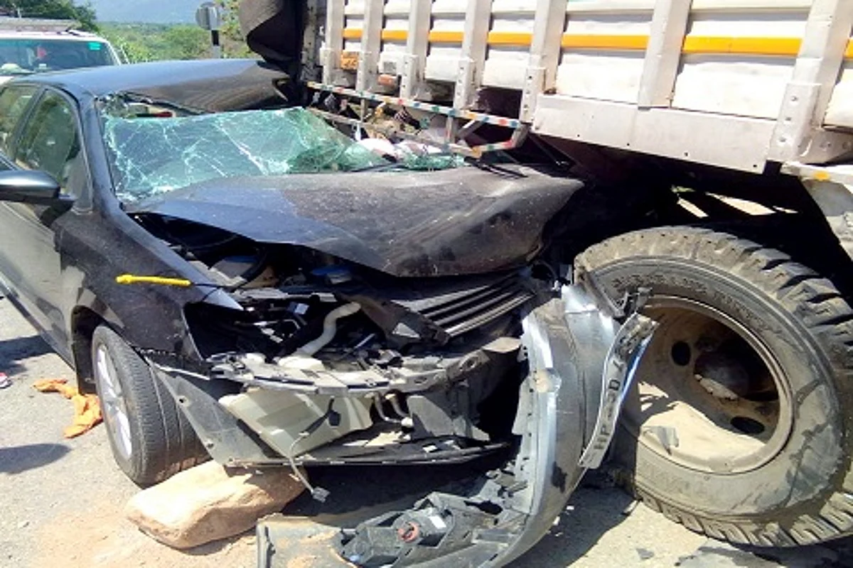 Woman dead, five others injured in Reasi road accident