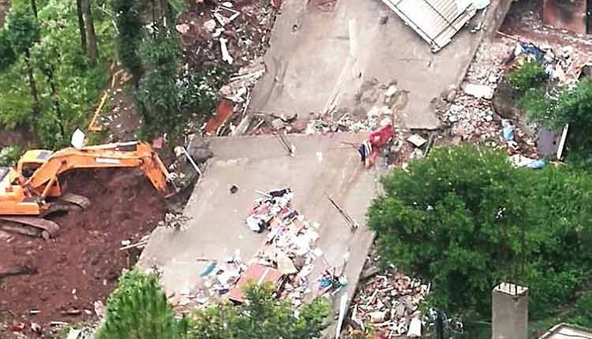Death toll in Himachal building collapse climbs to 14