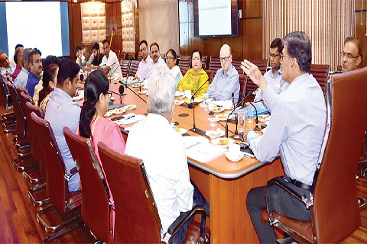Advisor Kumar directs strong law enforcement for tackling drug menace