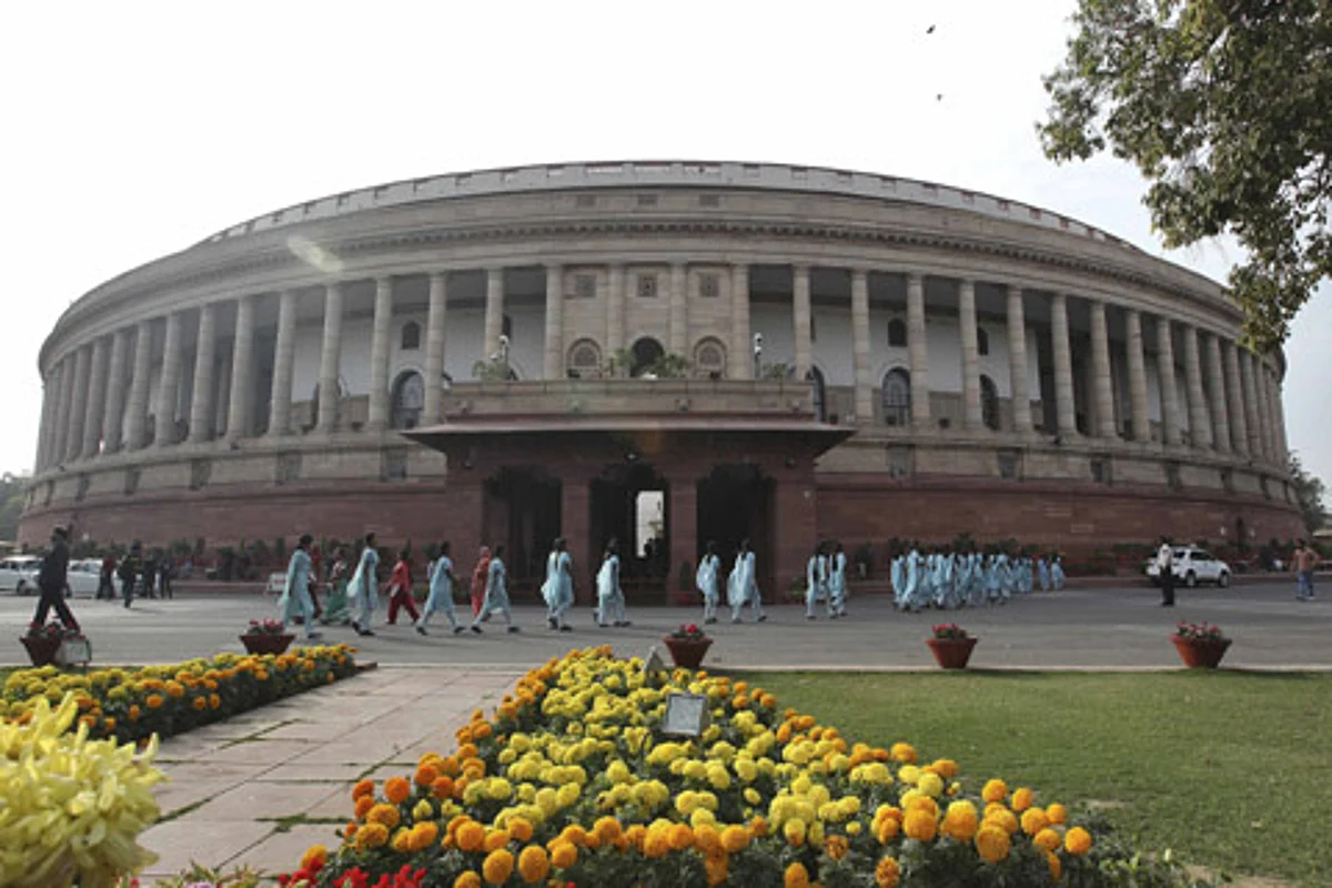 LS passes Bill to ban triple talaq