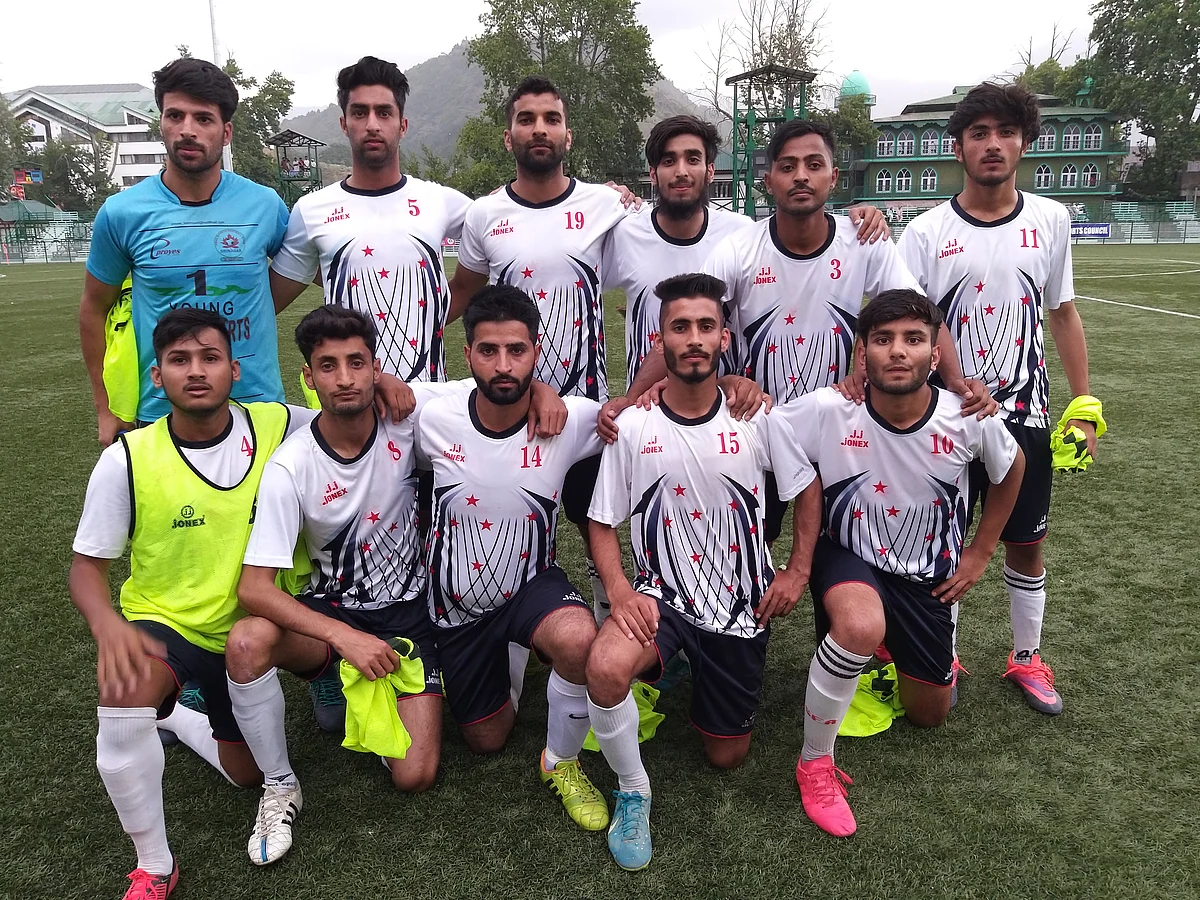ANNUAL FOOTBALL LEAGUE | J&K Bank-XI continue unbeaten run, beat Iqbal Sports 1-0