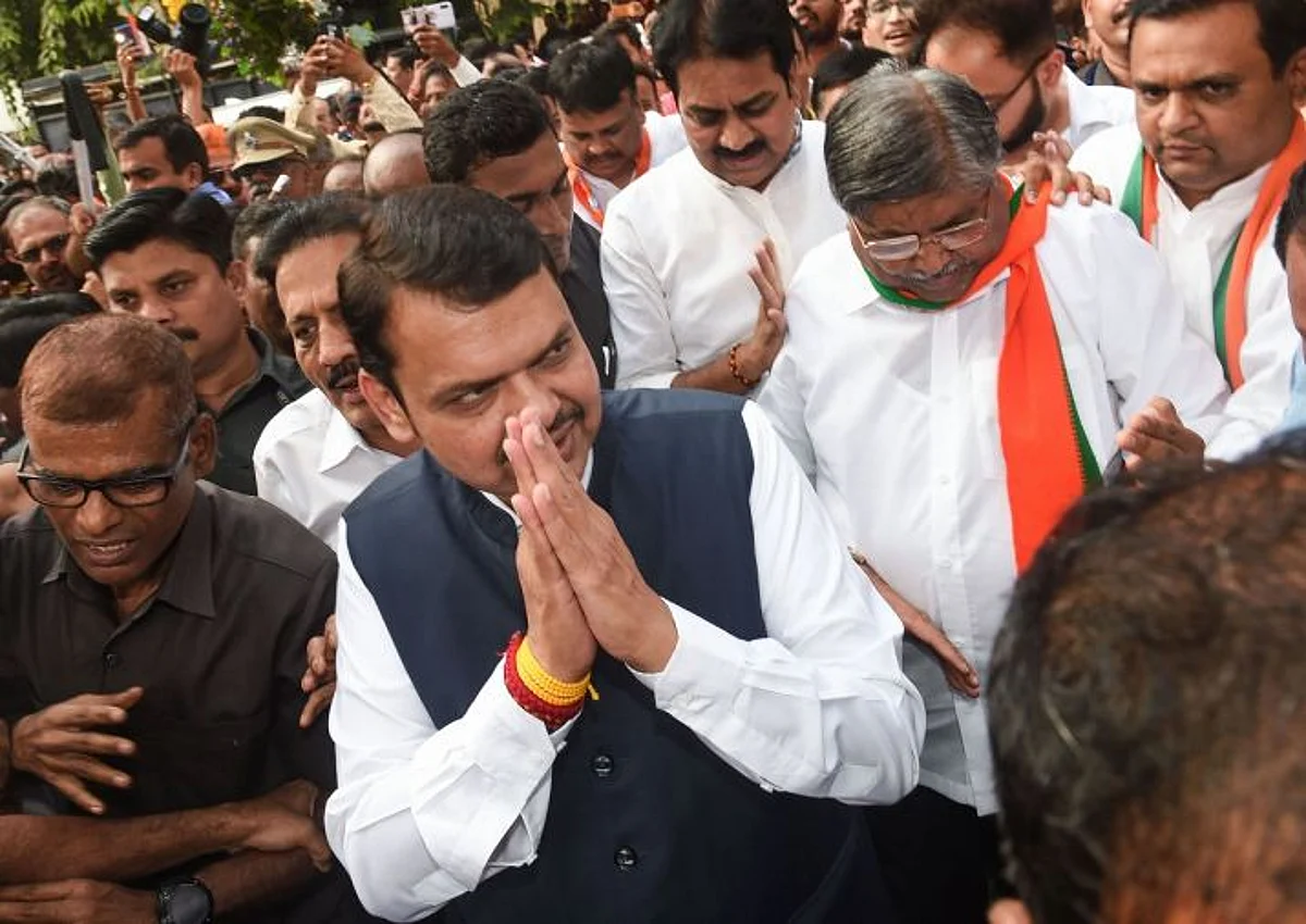 Maharashtra drama: Fadnavis makes way for Sena-NCP-Cong combine