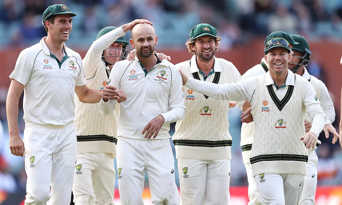 Australia thrash Pakistan by innings and 48 runs, clinch series 2-0