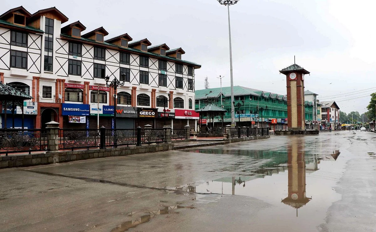 Jammu and Kashmir residents likely to get domicile rights for land, govt jobs