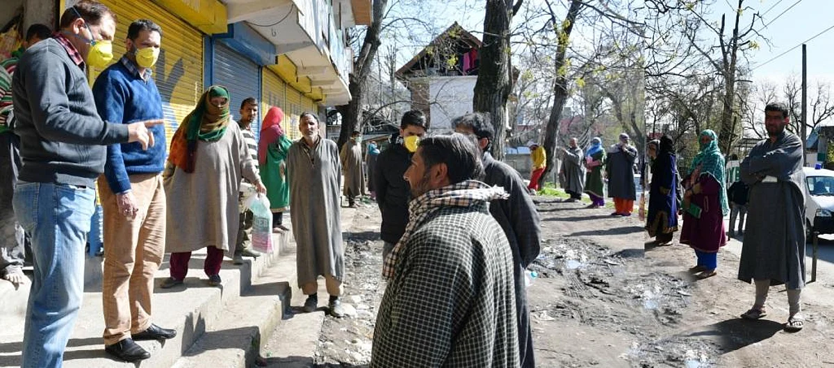 Advance ration distribution begins in Ganderbal