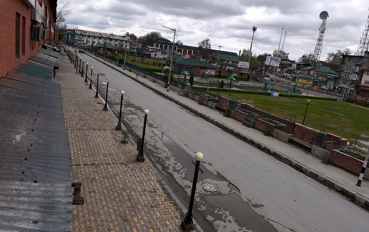 High-speed internet ban hampering journalism in Kashmir