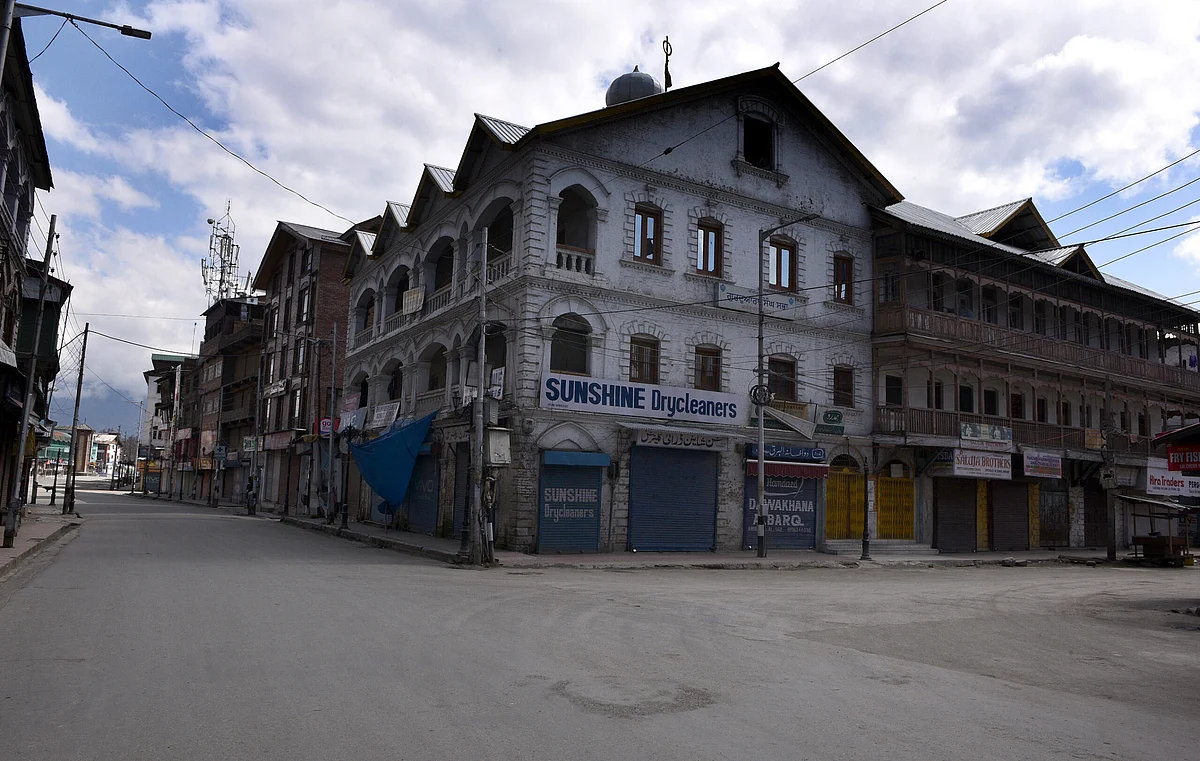 Restrictions tightened as Kashmir records second COVID-19 death
