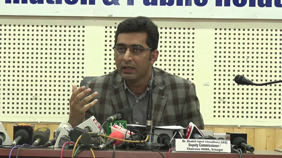 COVID19 containment: DC Srinagar hails support from SKUAST, KU