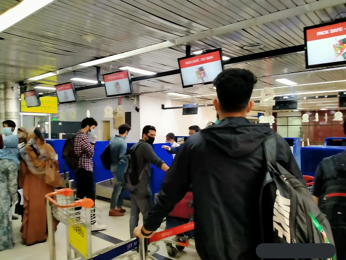 Different travel protocols within J&K confuse air passengers