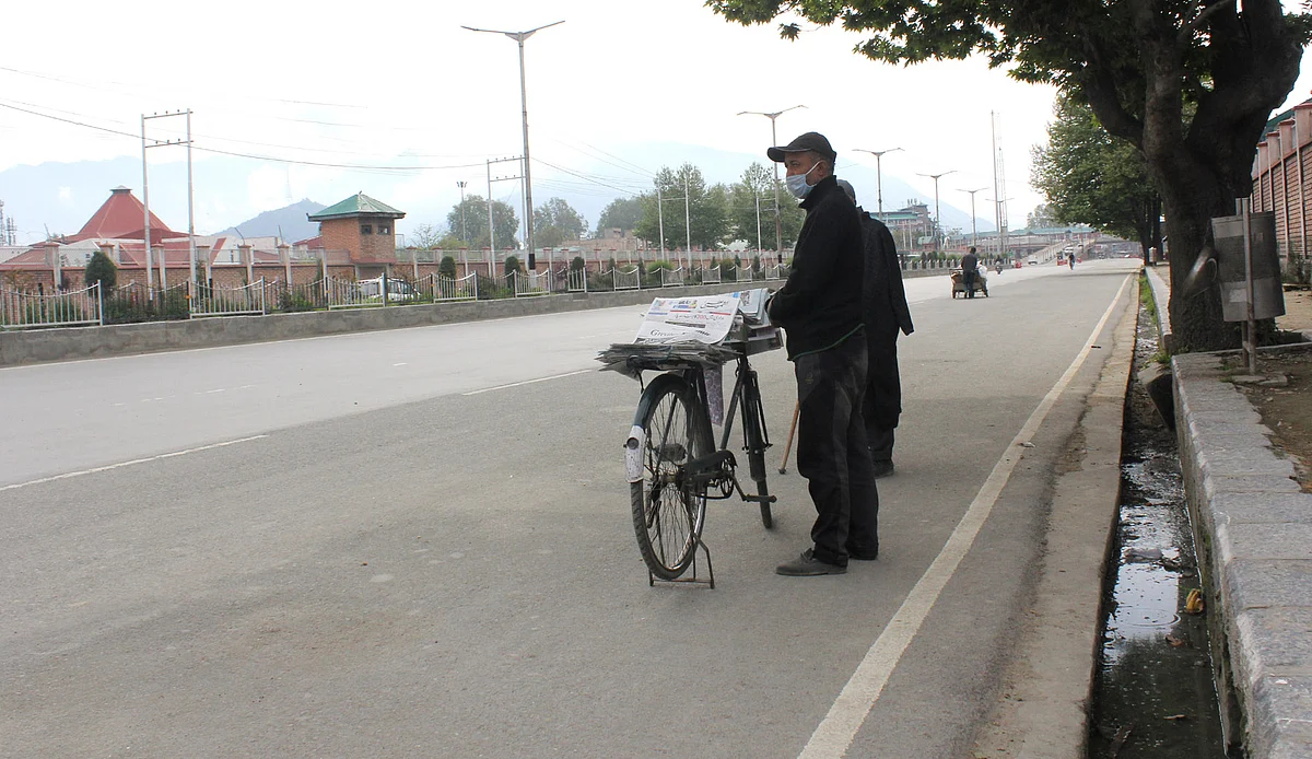 National newspapers hit stands in Kashmir after 6 months
