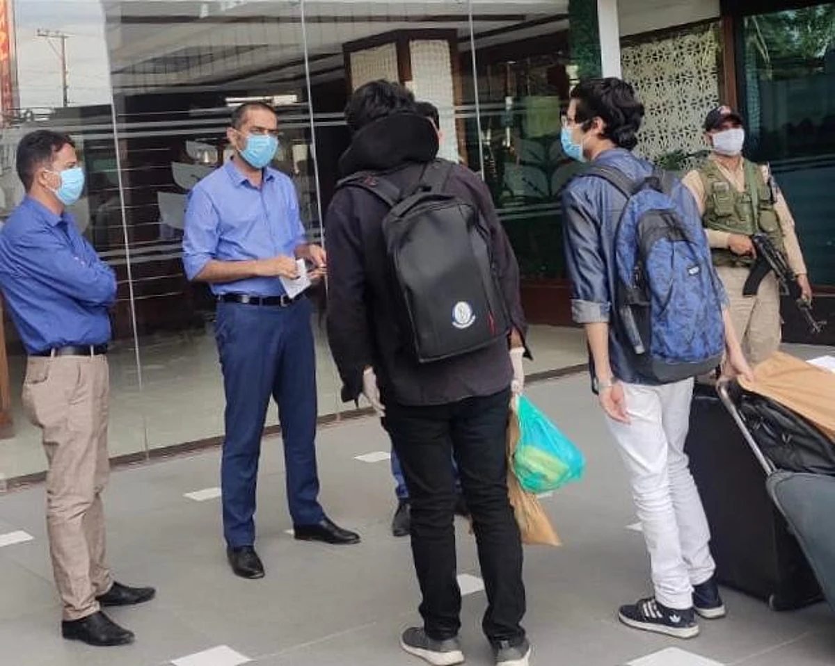 169 students evacuated from Bangladesh arrive in Srinagar