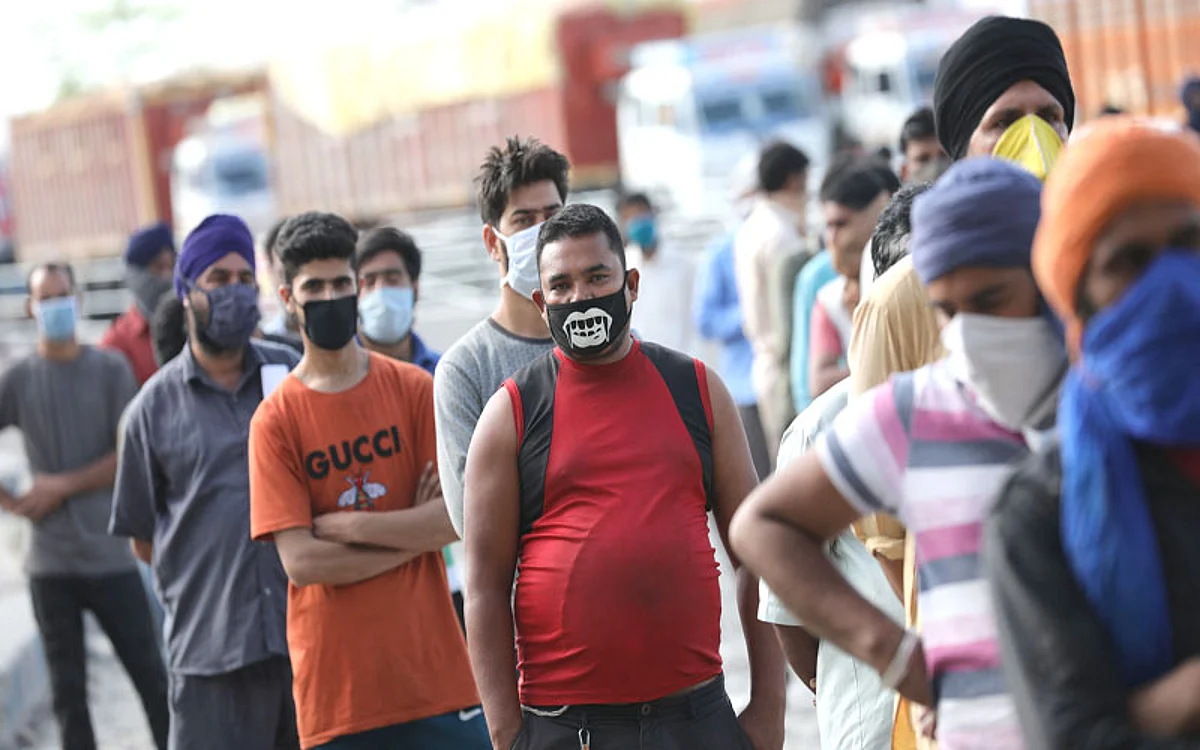 11502 more COVID-19 cases, 325 deaths in India