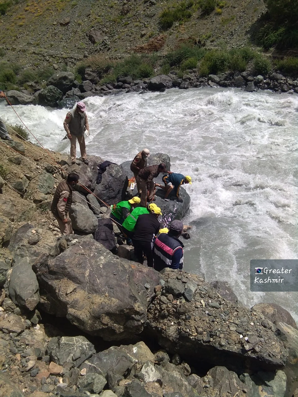 Drass accident: Driver’s body retrieved after 15 days; no trace of IES officer