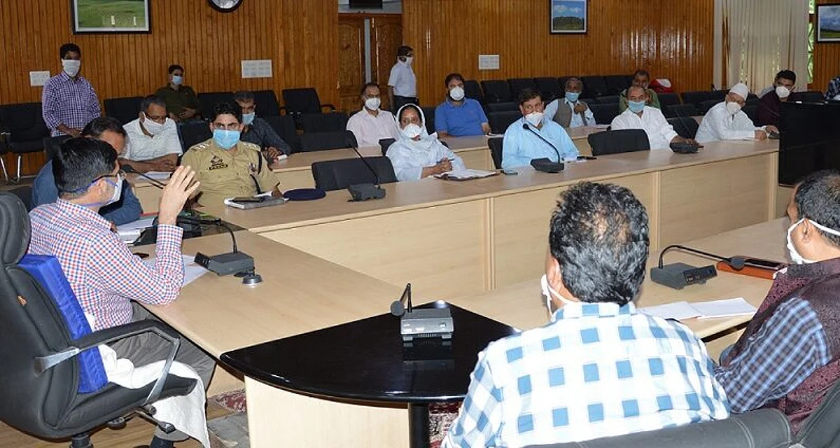 DC Budgam reviews Muharram arrangements