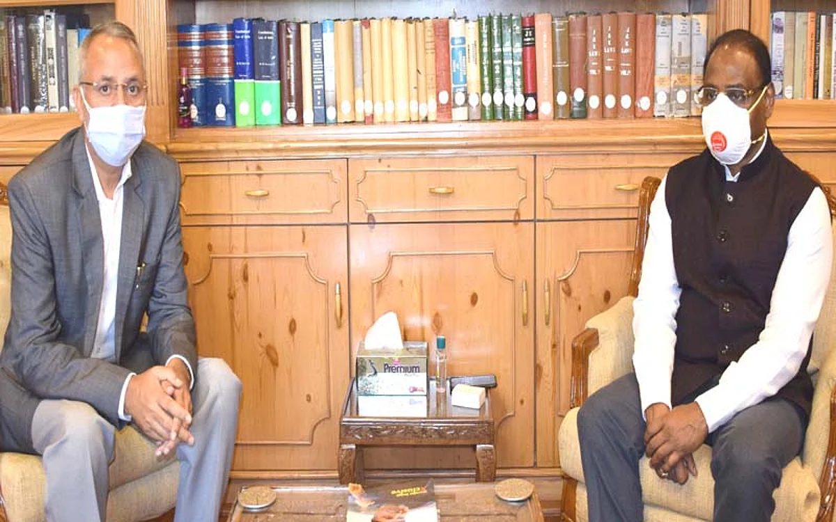 VC IUST, ors call on LG
