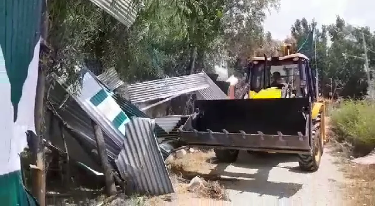 LAWDA carries out demolition drive