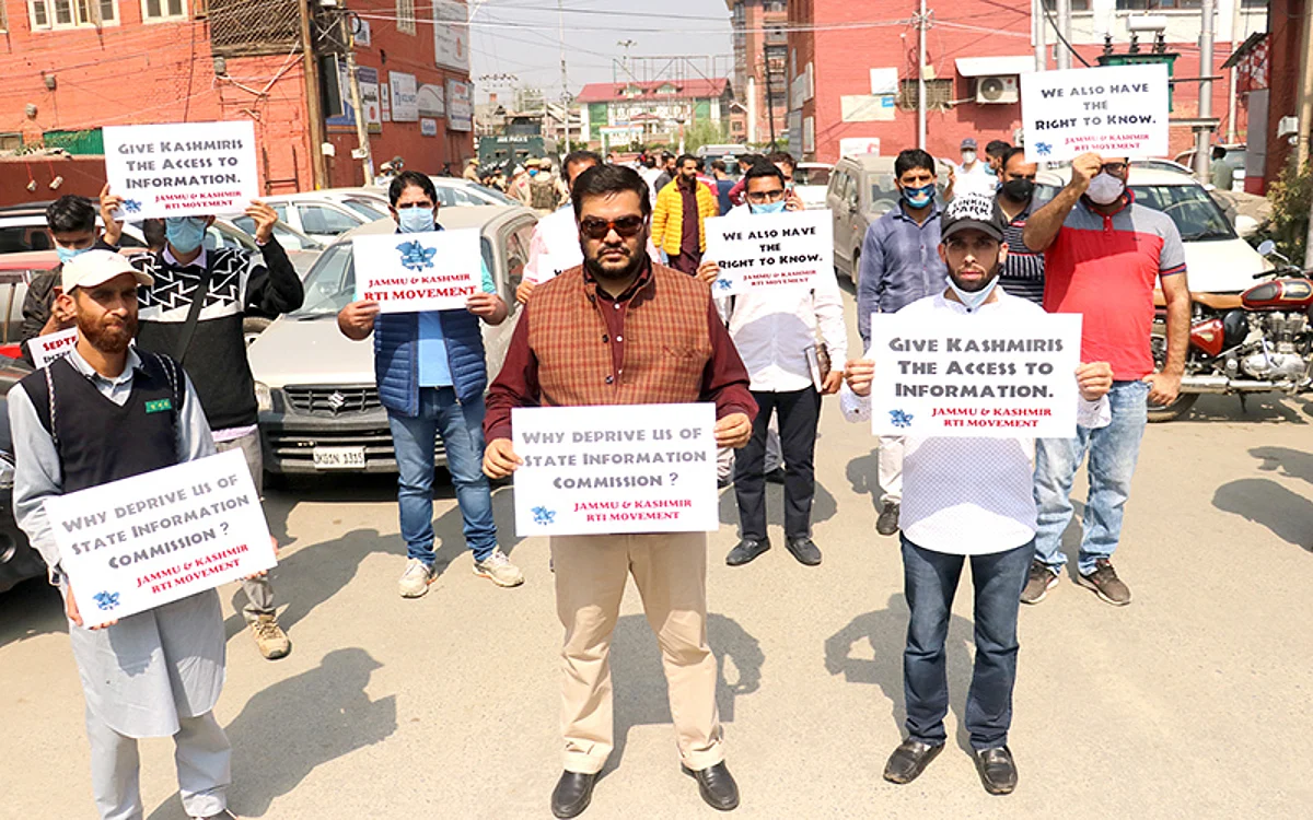 Int’l Day for Universal Access to Information|RTI activists rue winding up of J&K Information Commission