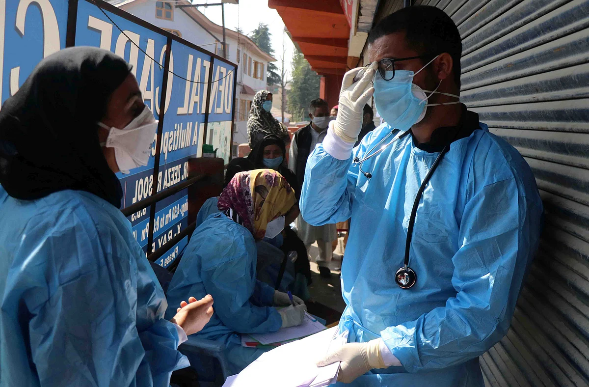 Jammu and Kashmir reports five more COVID-19 deaths, 624 fresh cases