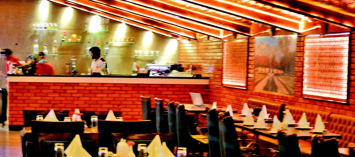 Lazeez restaurant, cafe thrown open