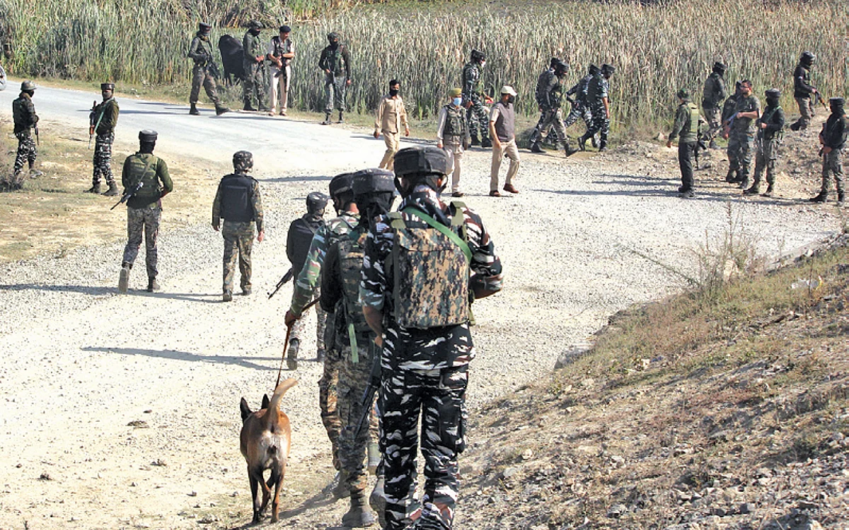 2 CRPF men killed, 3 injured in hit-and-run attack