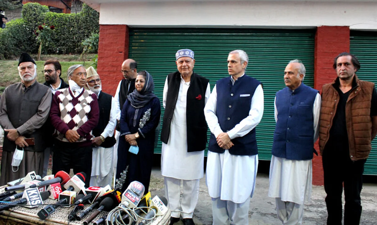 Kashmir political parties forge alliance to fight for Art 370