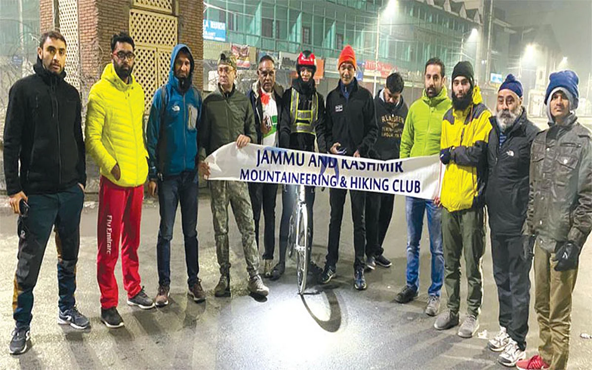 Cyclist begins Kashmir to Kanyakumari challenge
