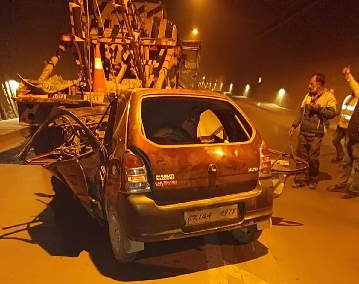 Two dead in car accident in Nashri tunnel on Srinagar-Jammu highway