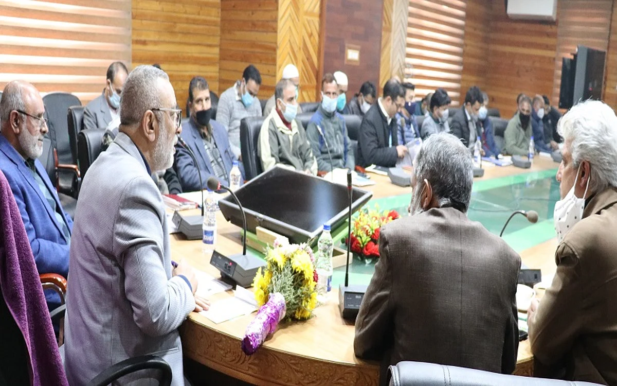 Director Agri chairs review meeting