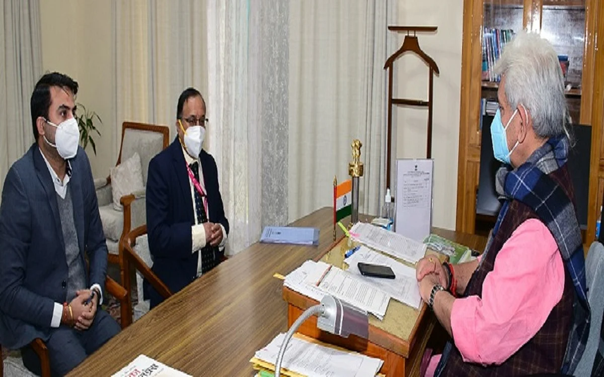 CGM NABARD, Director CSIR-IIIM call on Lt Governor